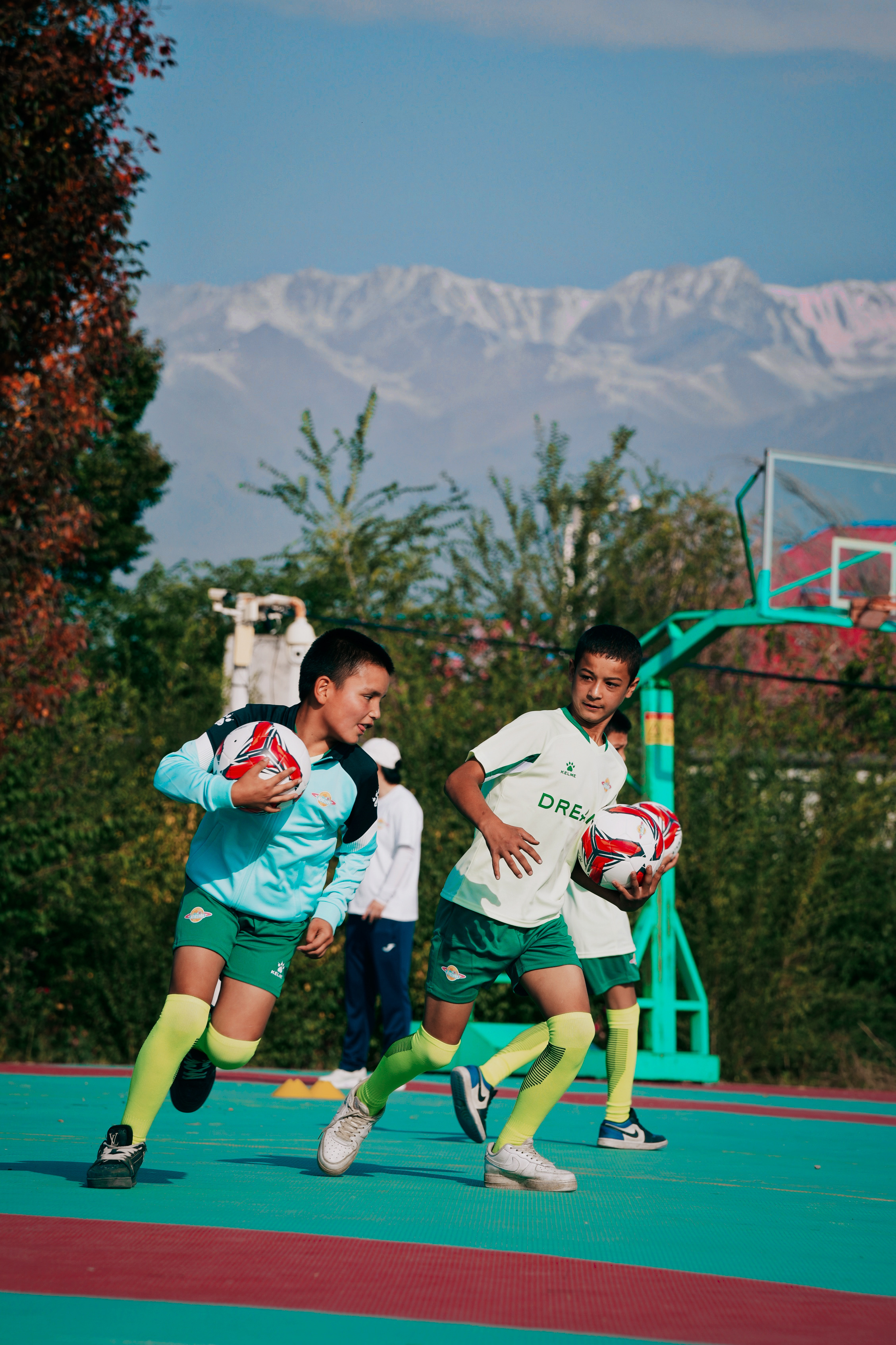 星球计划🪐第十三站！新疆伊犁霍城县！⚽️感谢追觅科技对孩子们的支持！因为一次相