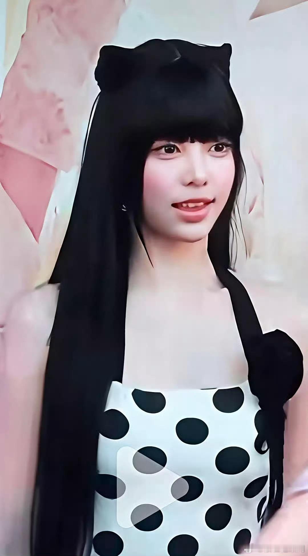 郑伊安听取蛙声一片 ​​​