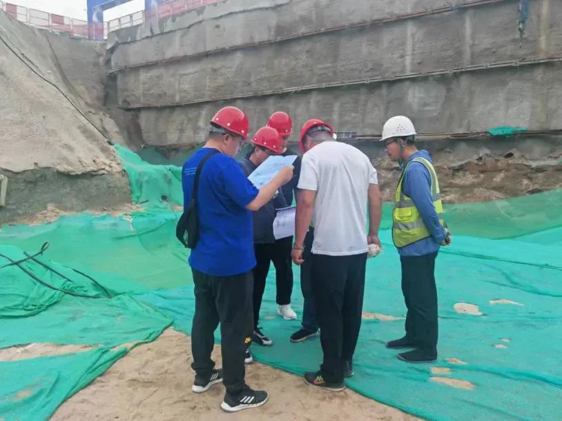 城发投集团所属住建集团石建公司承建的文河小区二期项目1号楼基槽顺利通过验收

5