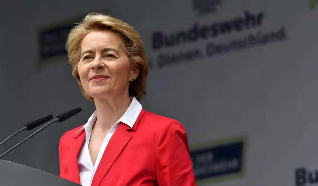 英媒怒斥：逼迫西方跪下的，不是中俄