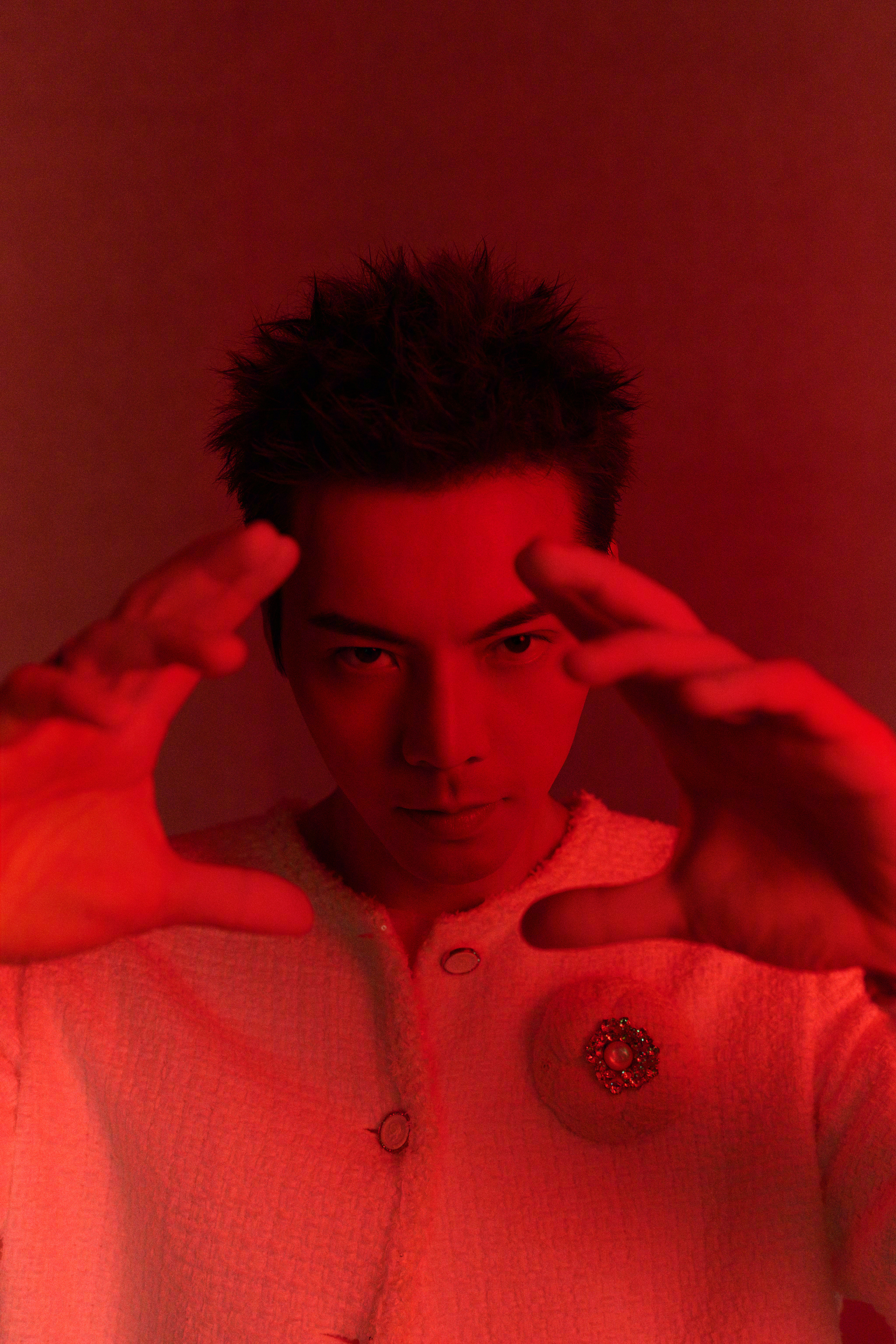 陈伟霆 × 今晚 湖南卫视跨年 演唱会造型大片 明星跨年出图