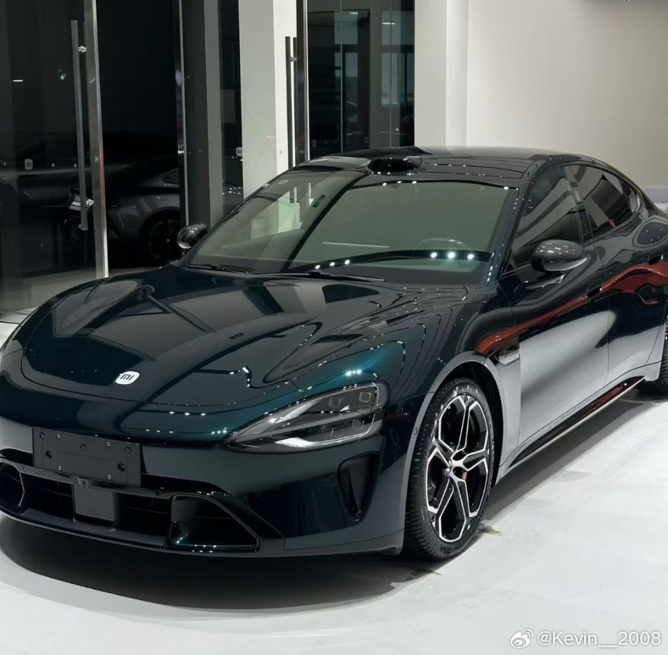 尚界Z7和小米SU7这样一对比感觉尚界好看太多了 