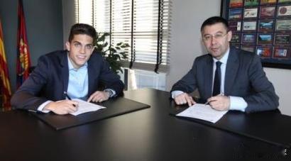 【巴萨官方宣布续约普约尔接班人】北京时间3月19号凌晨，巴萨官方宣布续约年轻中卫