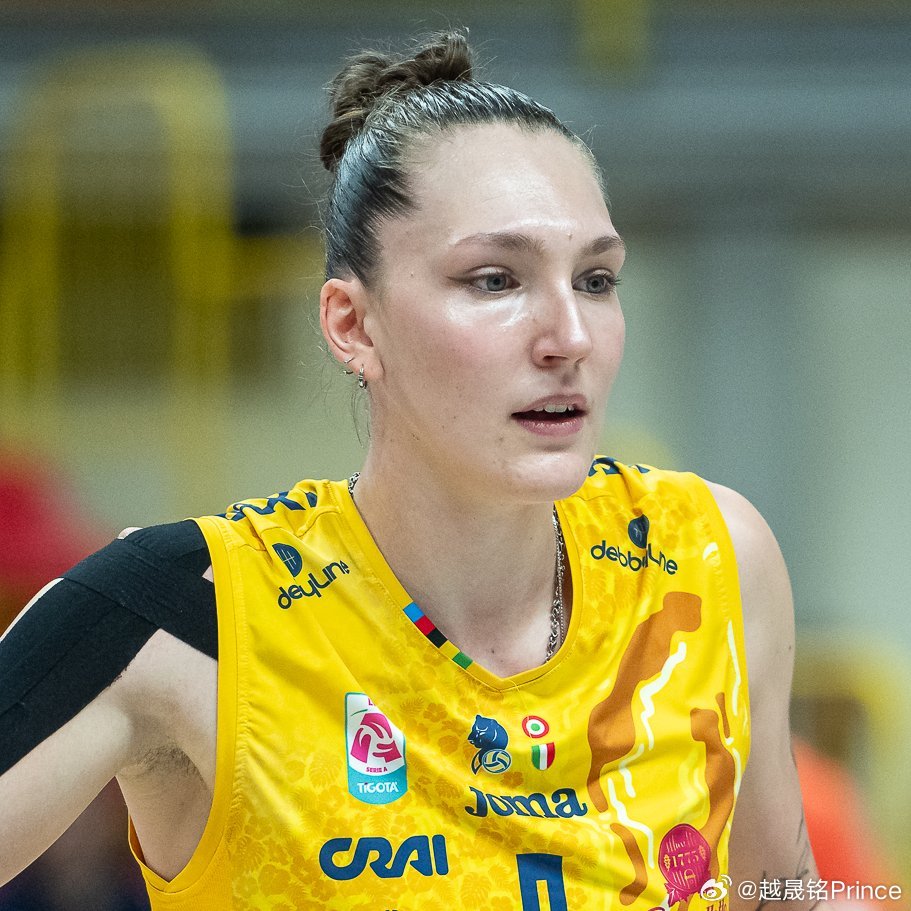 ⚫️🔴🇮🇹基耶里（Chieri）计划为下个赛季打造的副攻双人组：🇮🇹玛