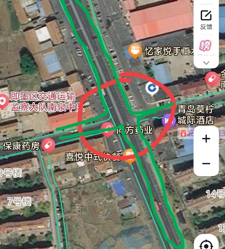 即墨区蓝村街道南泉社区政和路与S218省道路口为什么不设置红绿灯呢？路口东西两侧