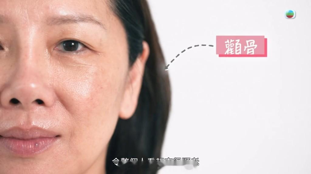 星岛：“御用师奶”黄梓玮整容全过程曝光 告别肥师奶重返颜值巅峰 撞样90年代性感