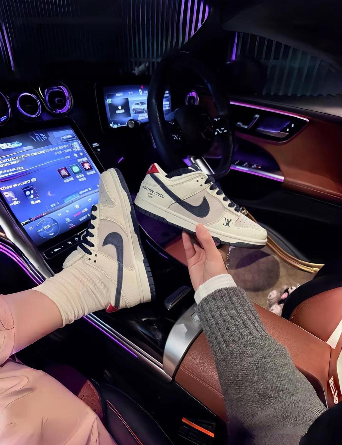 那双鞋，不是鞋，是有人偷偷给你买了个梦。
你刷到的“大哥”不是运气好，是早把SN