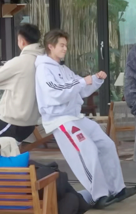 babyboss好可爱哦王鹤棣亲爱的客栈2026