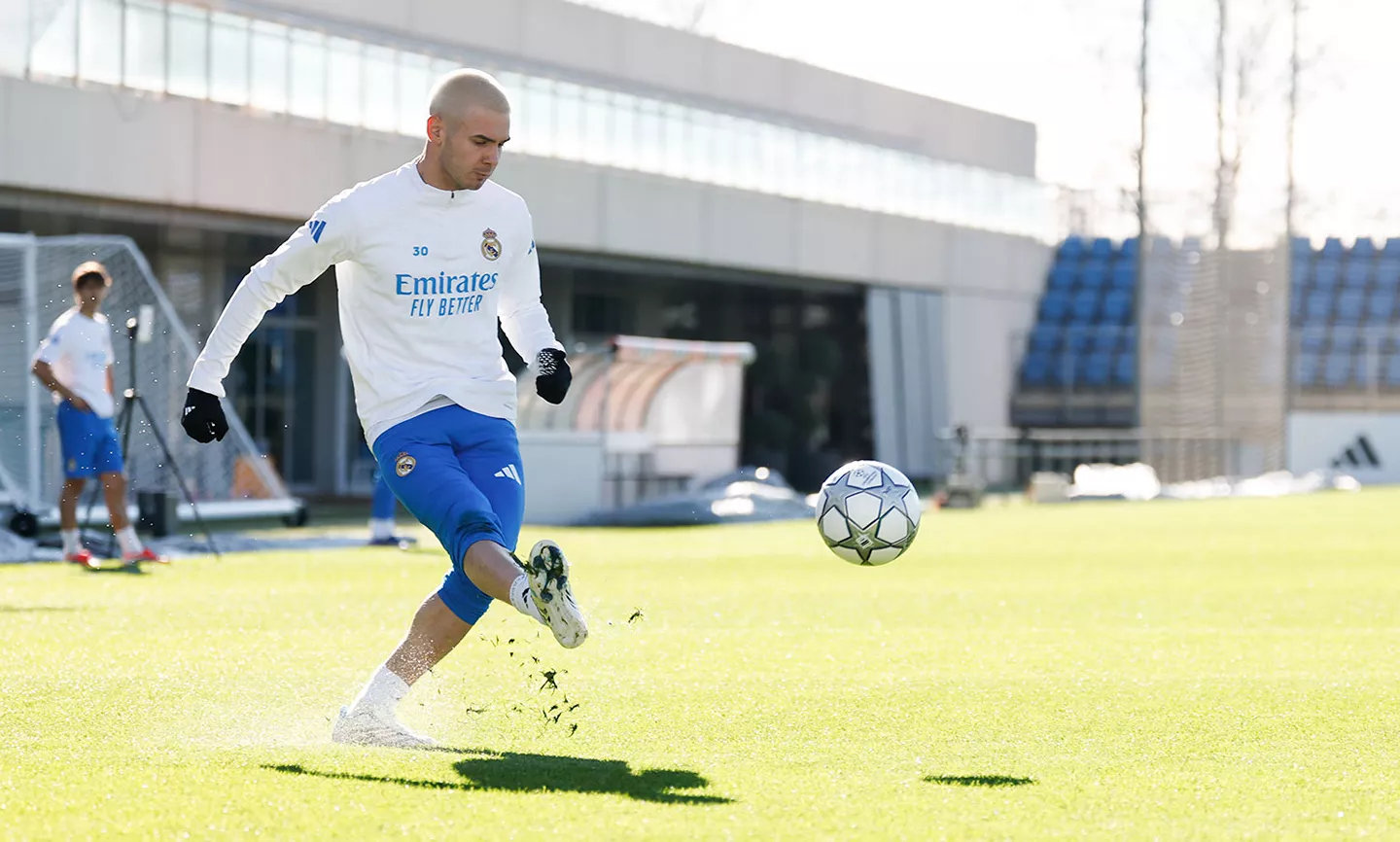 马斯坦托诺光头造型？！👀皇马训练halamadrid