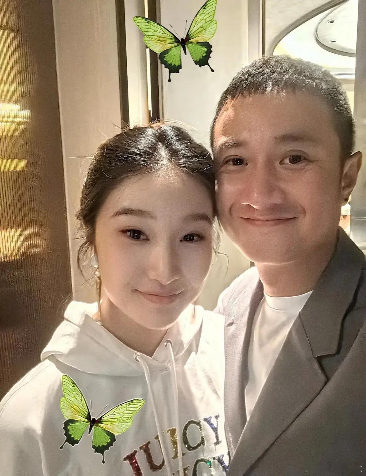 印象里的文君竹，还是软软糯糯的小团子，转眼都年满16岁了。 