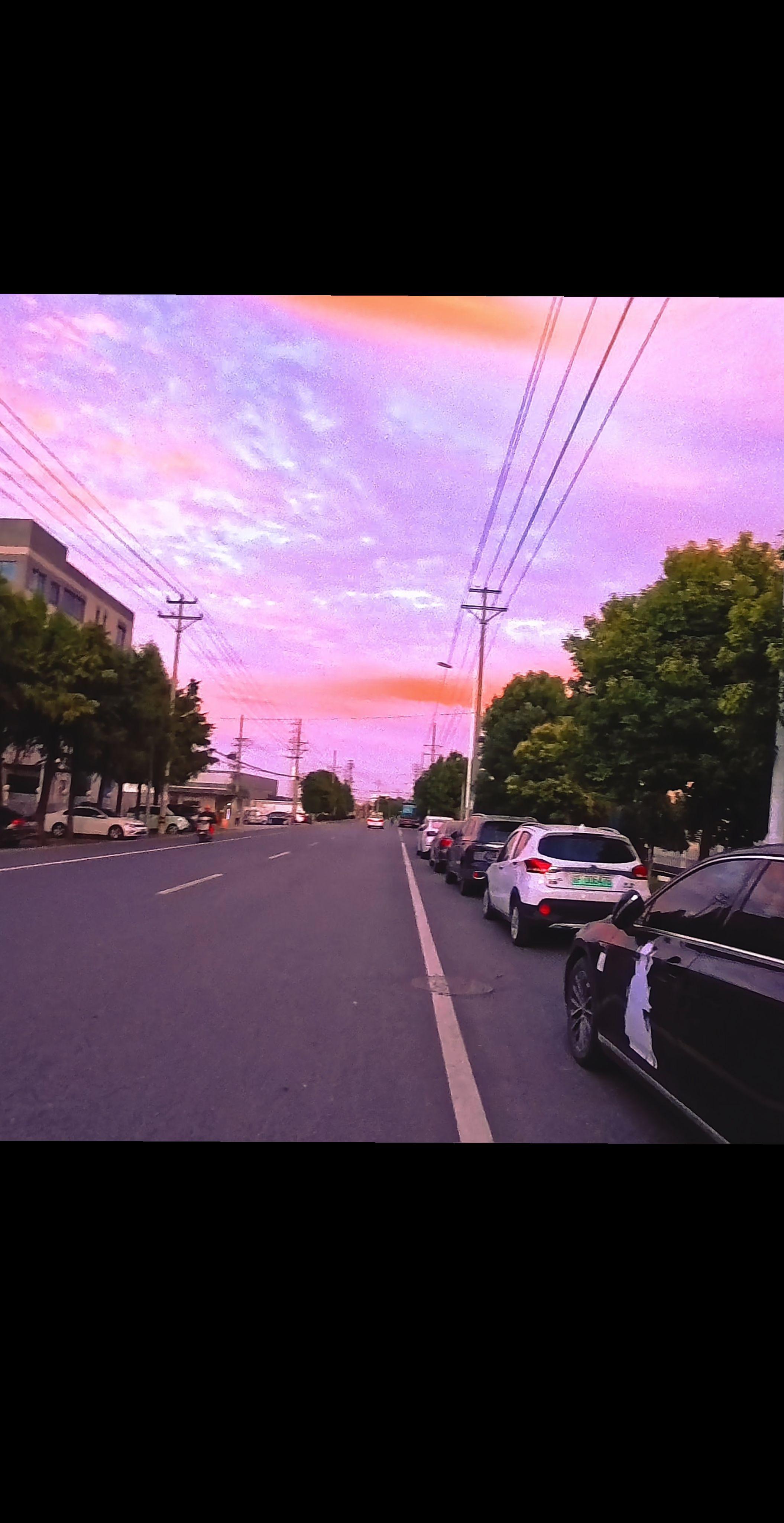 日落是太阳给天空的温柔 🌄