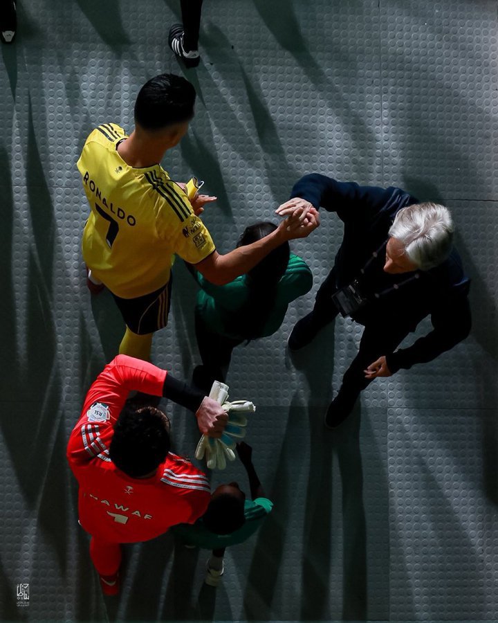 C罗和利雅得 据 Okaz热苏斯正在努力纠正导致利雅得胜利在联赛中以2-3负于吉