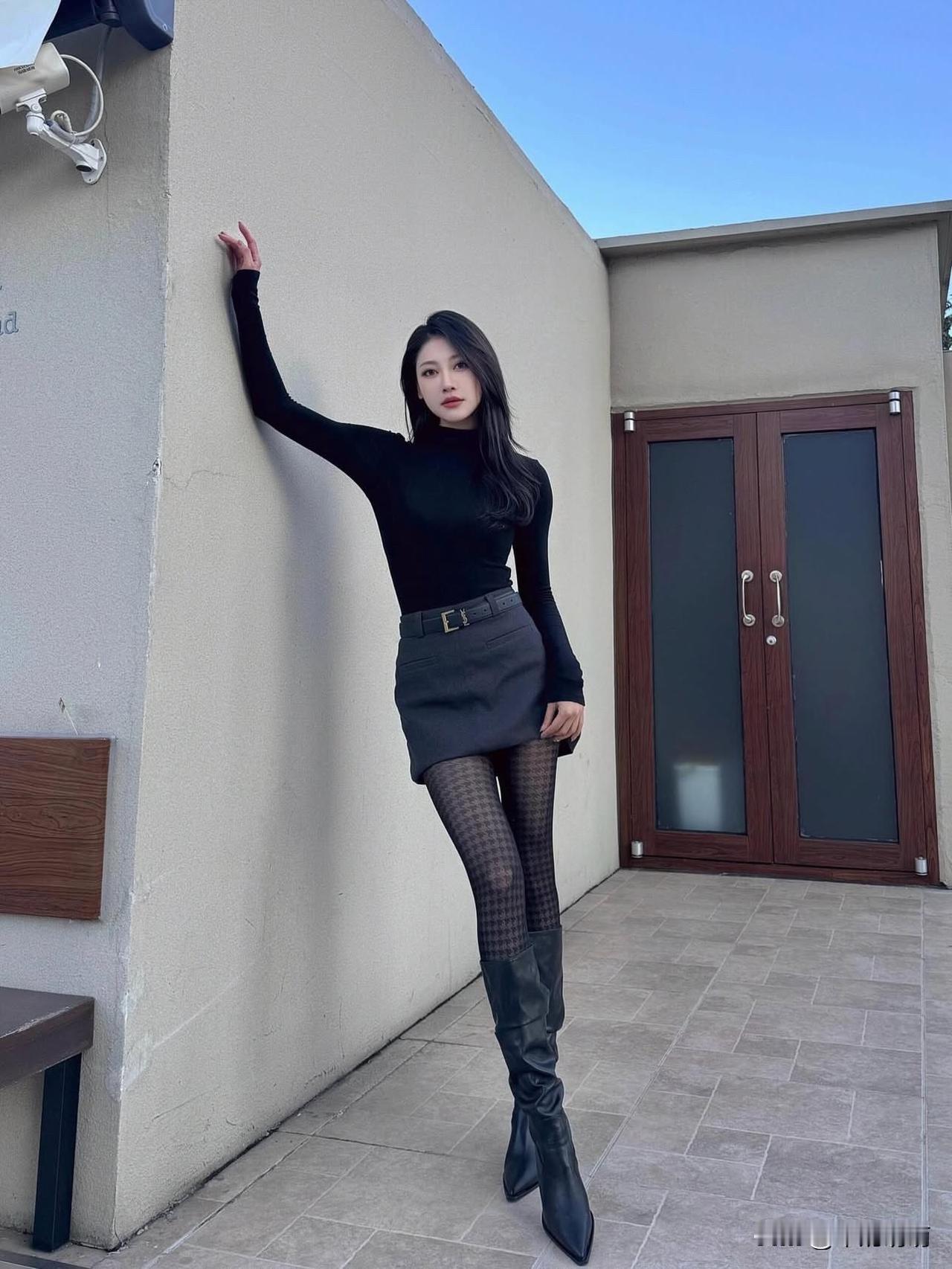 都市酷女孩，时尚穿搭指南👠👗💄