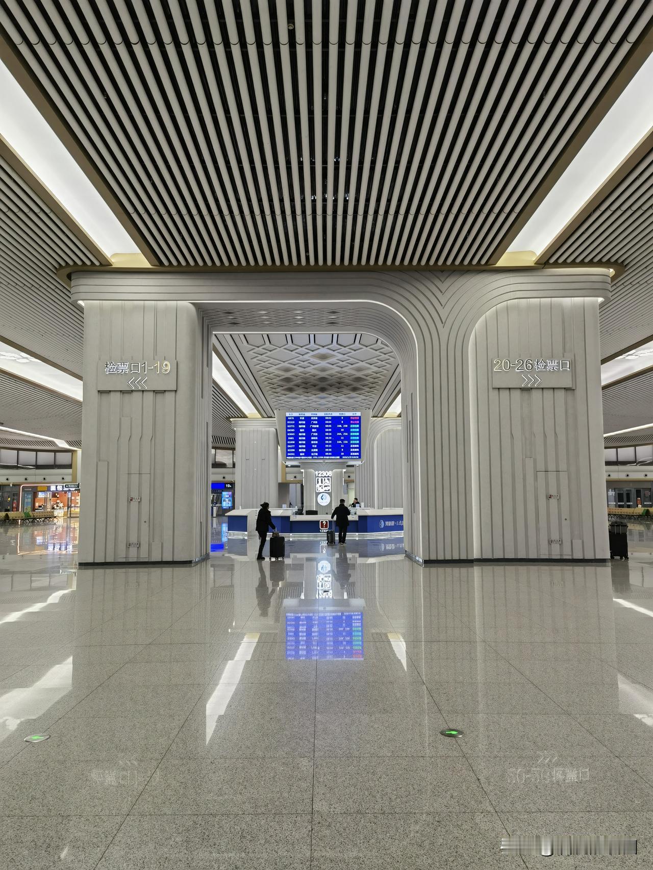 有多少思念，
就有多少奔赴的期待！
有多少离别的遗憾，
就有多少相聚的喜悦！