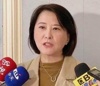 台湾选战临近，民调成博弈工具，“迷信数据”会酿成选战误判！9月29日，深陷可信度