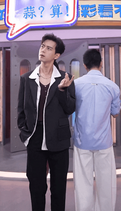 李现好六剧宣李现李现长风起好六剧宣，李现掐指一算，长风起大爆🔥快点来吧，等不及