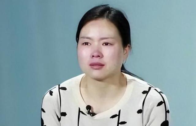 1992年，湖北1对夫妻自杀去世，留下仅6岁的女儿，25年后，女儿竟然不顾全村人