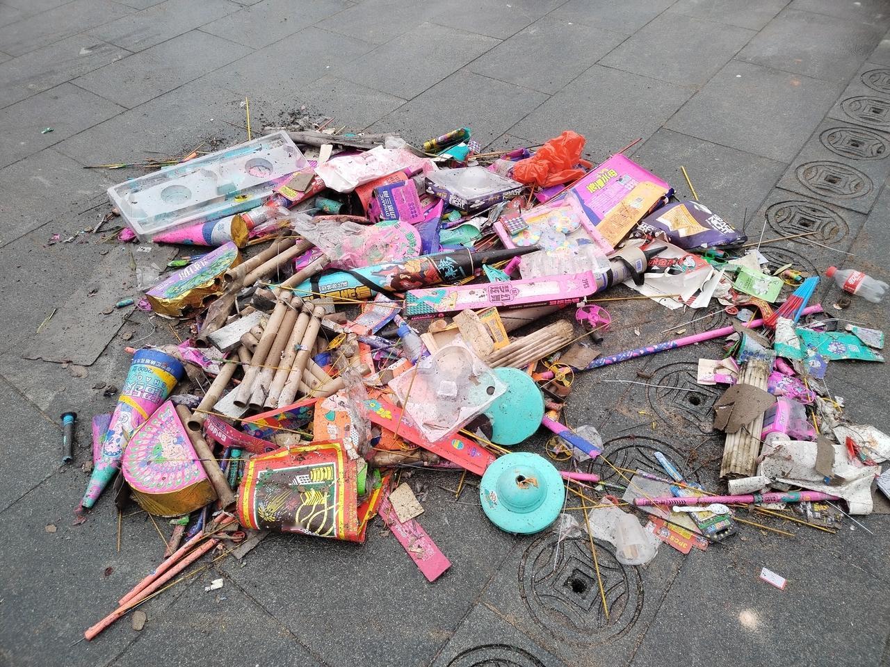 甘井子区五个涉农街道可燃放烟花爆竹，分别是革镇堡、辛寨子、红旗、大连湾、营城子。