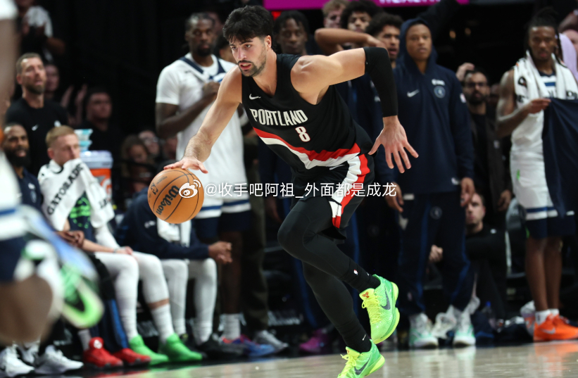 NBA常规赛继续开打，开拓者半场58-62公牛。上半场，阿夫迪亚登场15分钟，1