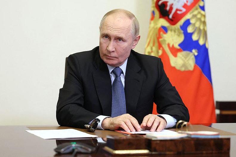 全球目光紧盯！
俄撤驻以外交人员，释放最强烈安全预警。
 
3月2日，俄紧急情况