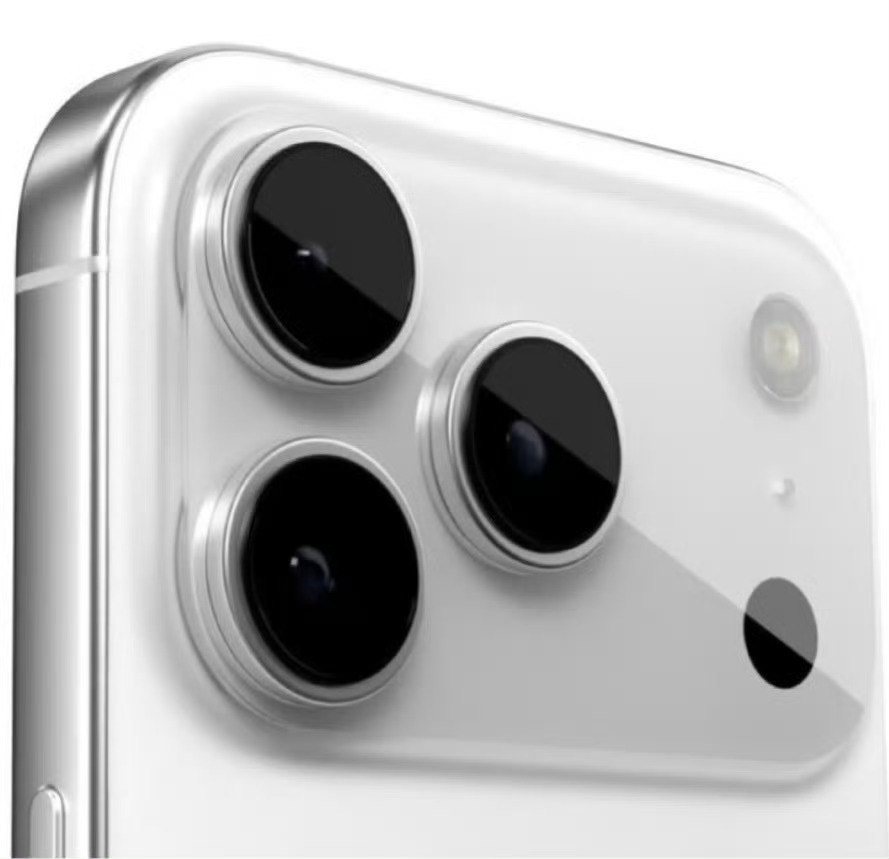 iPhone17Pro最新外观曝光这大补丁镜头看来实锤了！说实话除了增加厚度，真