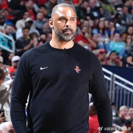 《连砍8分被强换！乌杜卡遭赌球质疑，火箭最大短板绝非缺少后卫》就在球队彻底起势、