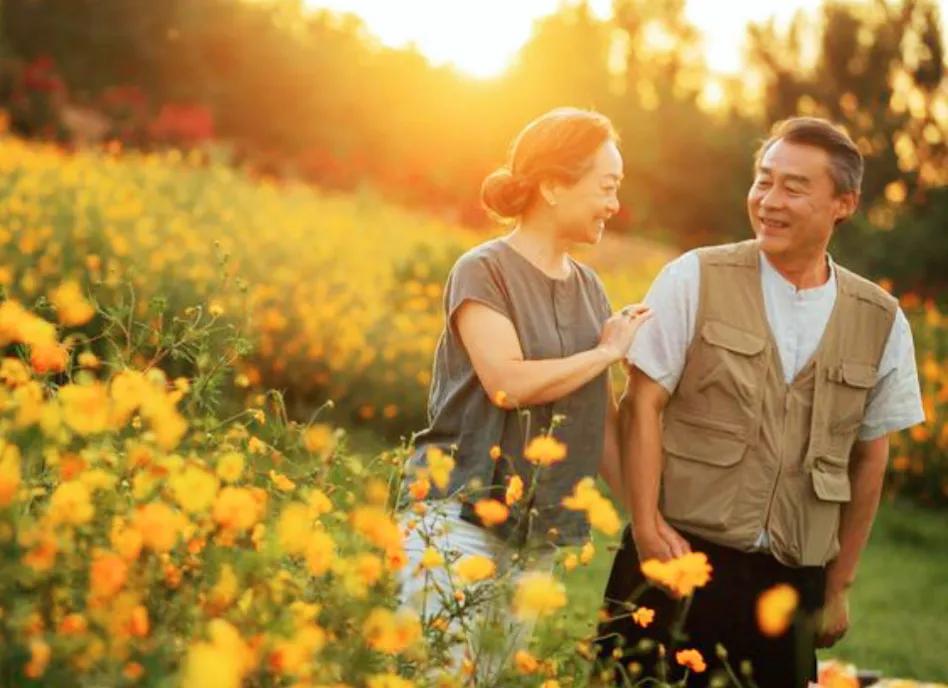 #幸福的婚姻状态是什么样的#

夫妻双方彼此尊重，尊重对方的想法、感受、习惯和选