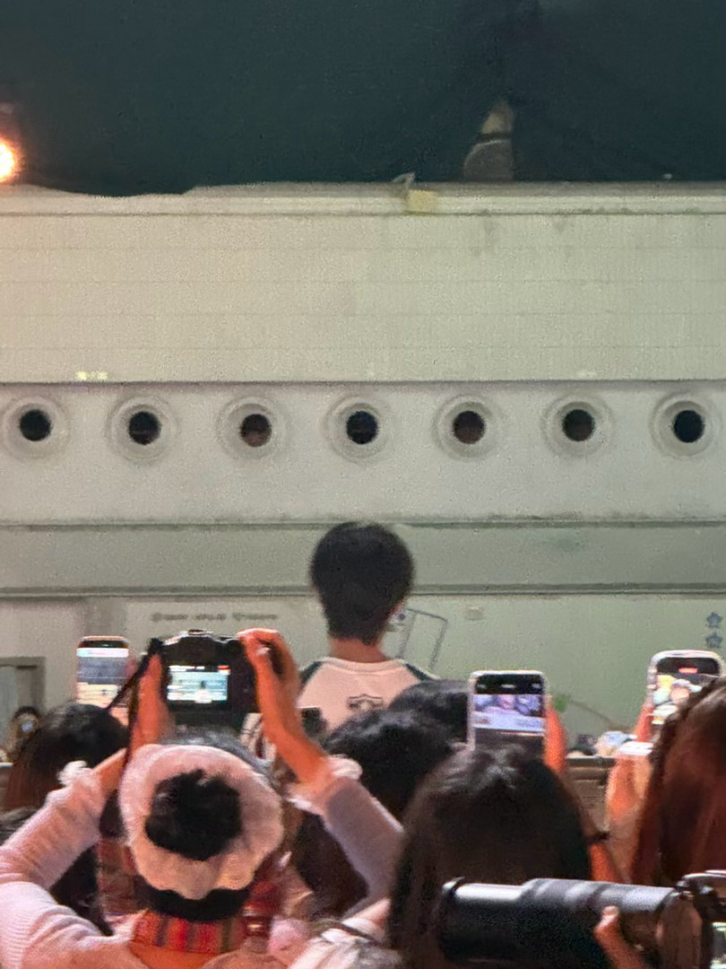 你们是人啊？ ​​​