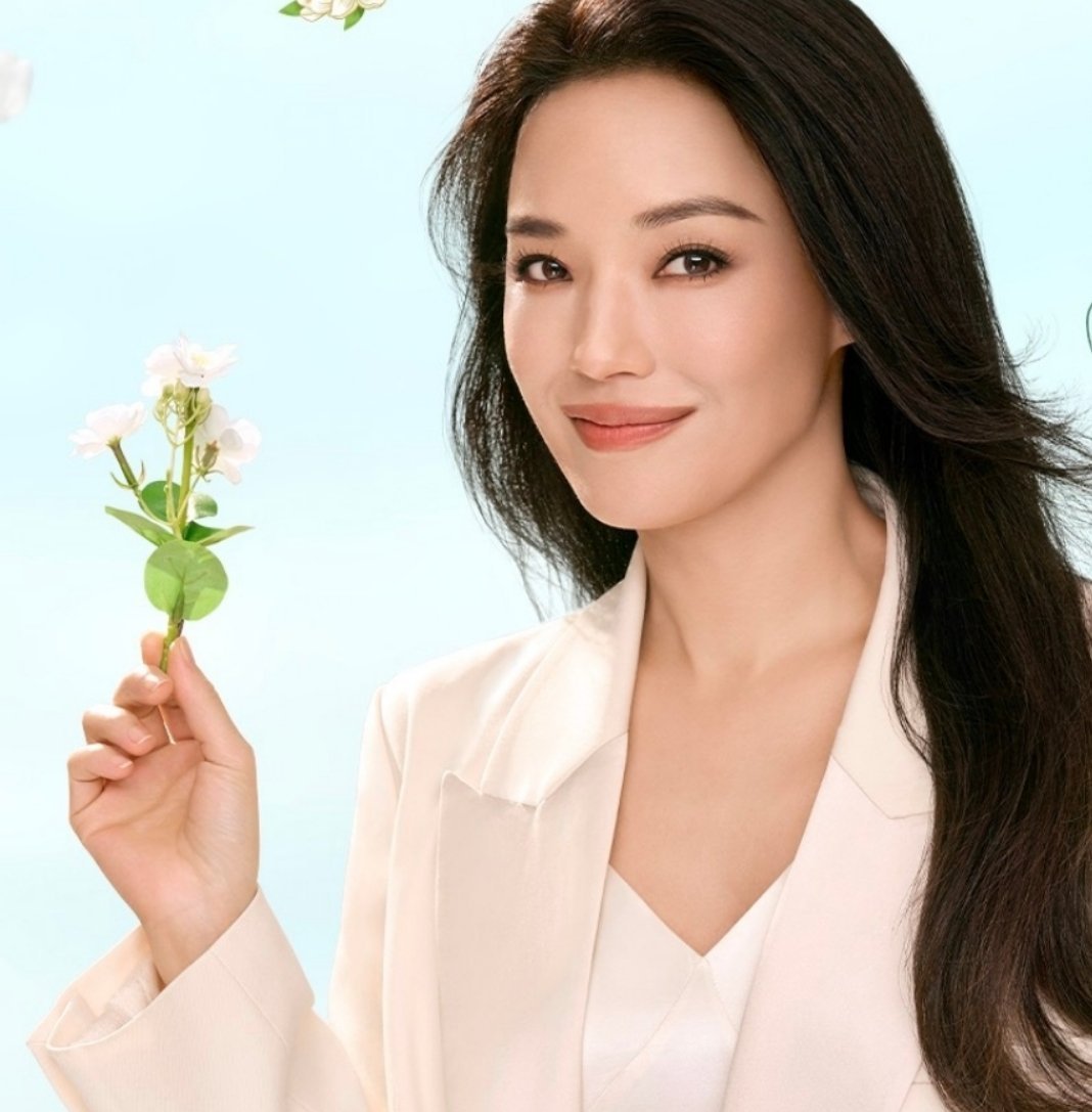 当i人和e人一块喝茶 偏爱这一口清清爽爽，安静也舒服，热闹也自在。花香自然，入口