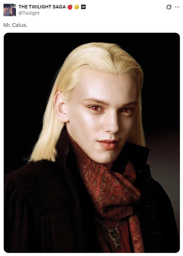 暮光之城系列电影官推 重温分享JCB角色剧照，并在评论区热切安利：“各位，他演反