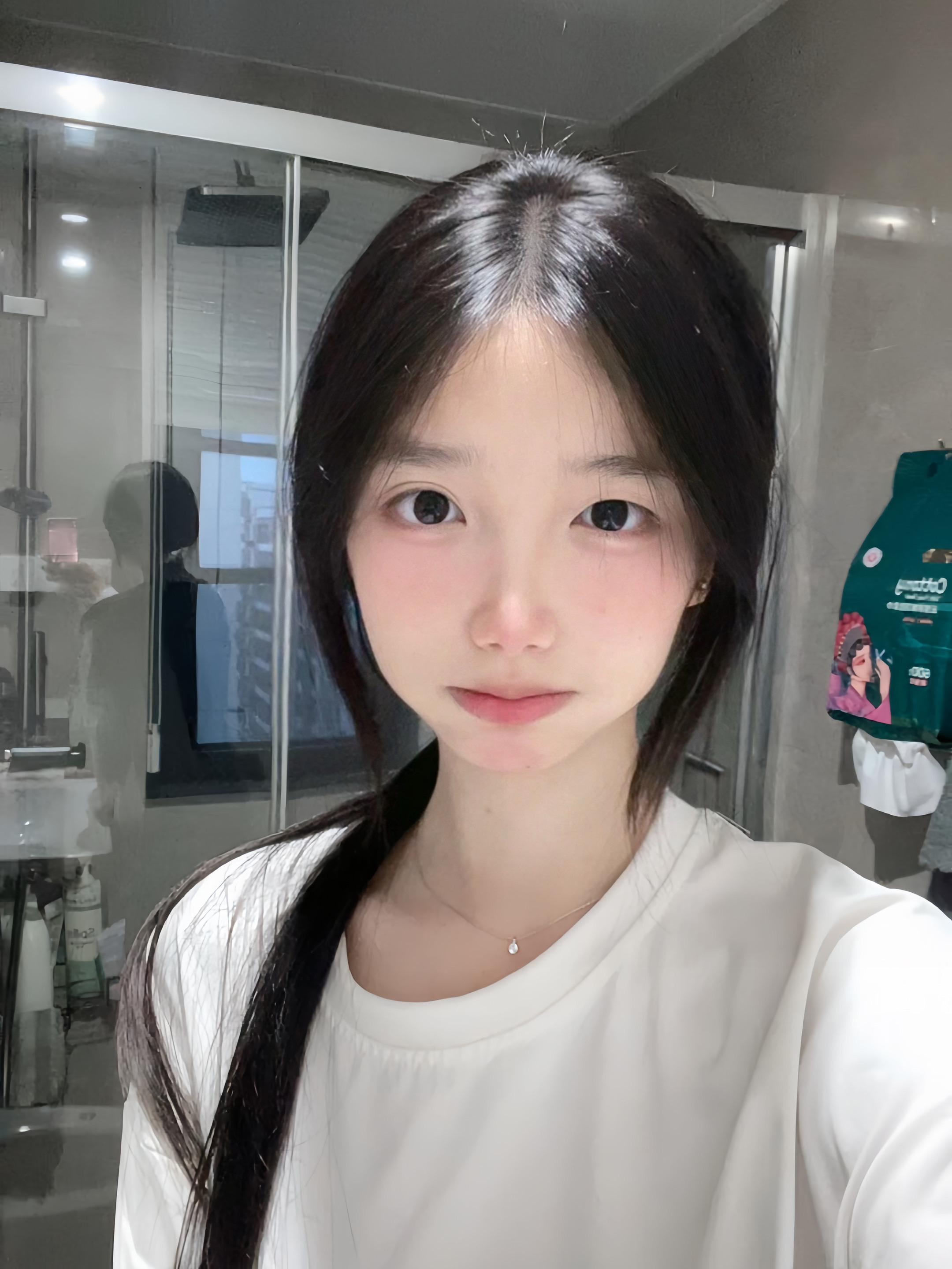 你说我素颜气色那么好，其实是因为我一直在内调