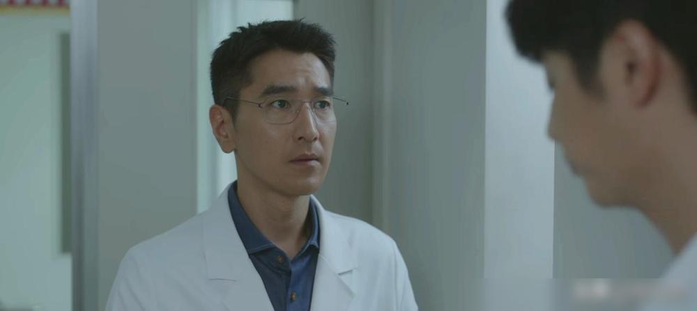 《问心2》13-14集预告：周筱风终于知道欧阳妲有儿子了，鲁大冬发病进手术室后，