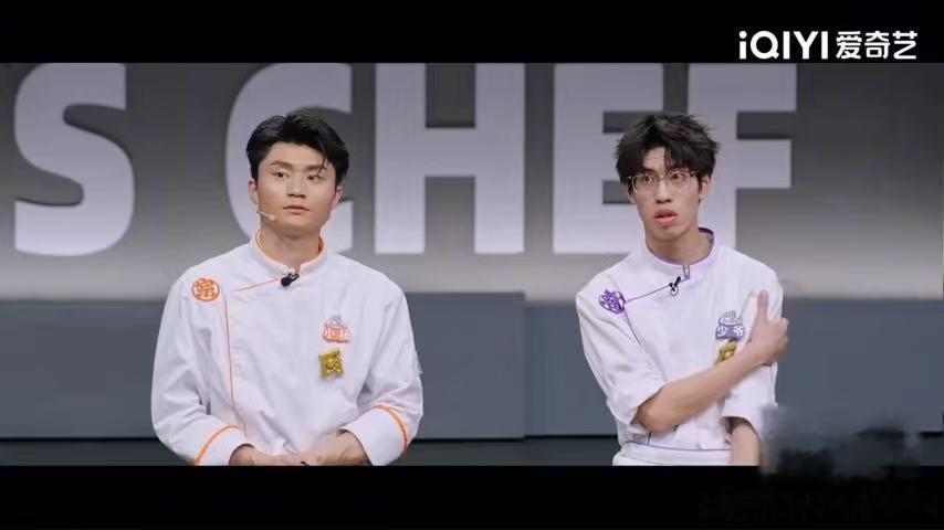 厨师做菜该维持传统还是挑战权威天才厨师的标准是什么天才厨人 一部分观众认可少爷的