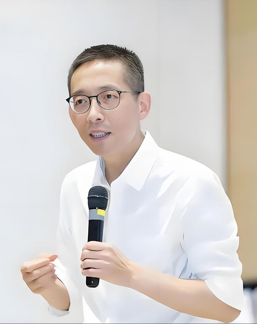 施一公又说大实话了，作为深耕中美科研和教育领域几十年的过来人，他直言美国科学的强