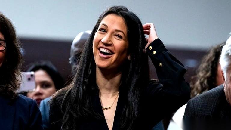 大哥刚把一户人家给收拾了，大嫂转手就在朋友圈发了张图。
图上是另一家的地盘，格陵