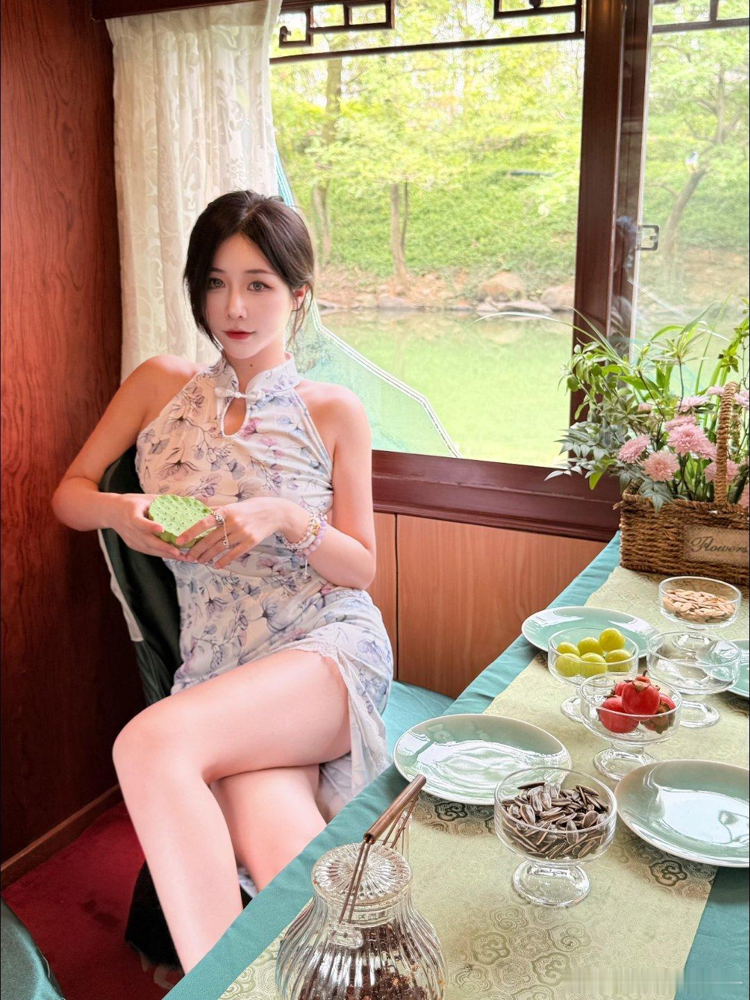 旗袍翩翩 ​​​