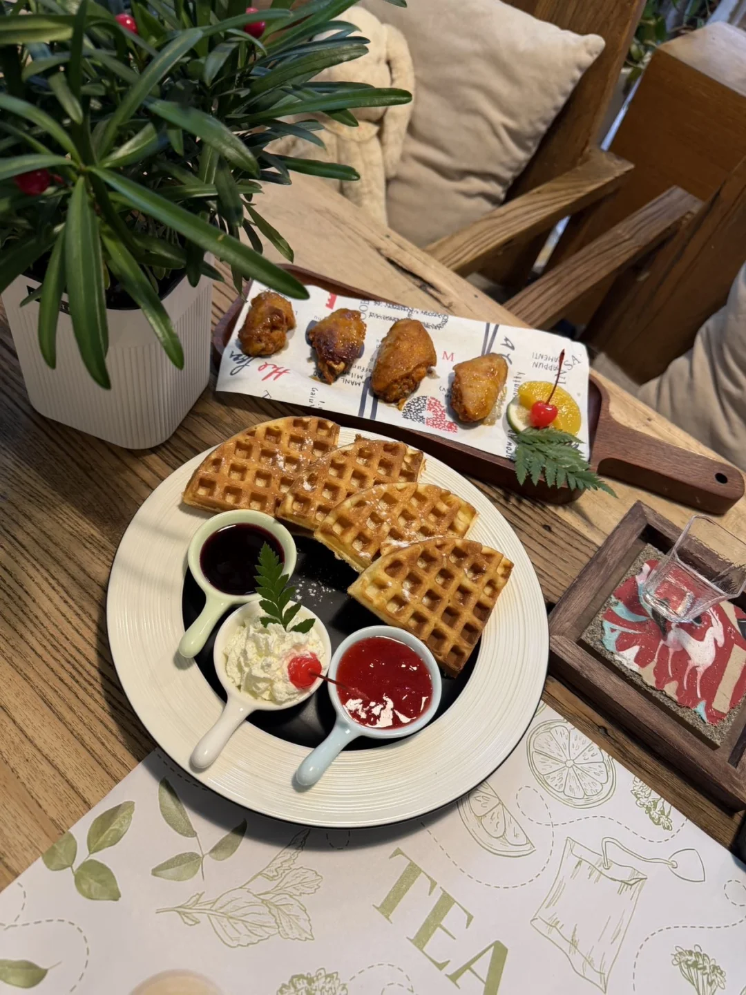 敦煌本地人带路！这家咖啡馆闭眼冲❗️