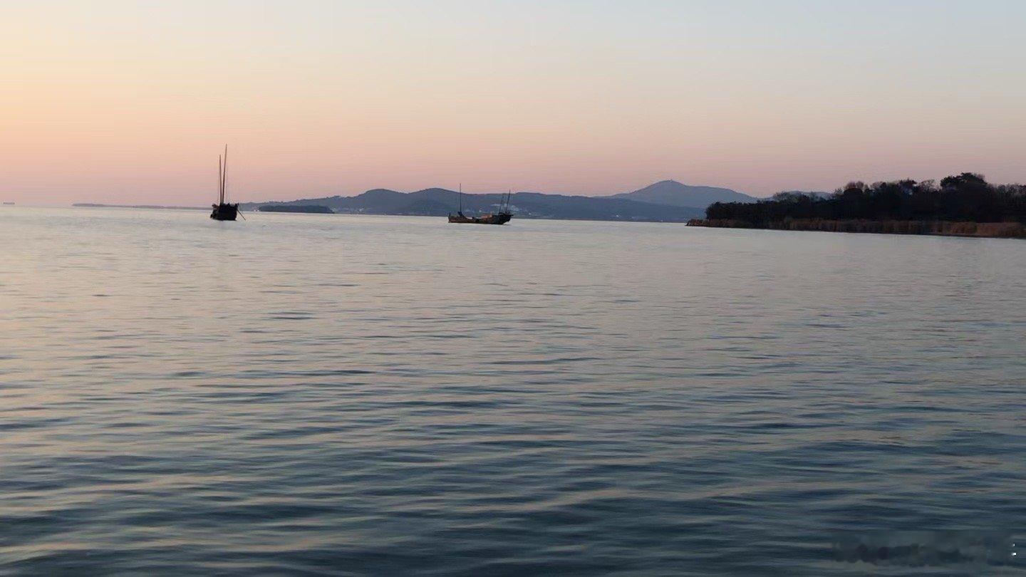 夫唯不争，故天下莫能与之争 