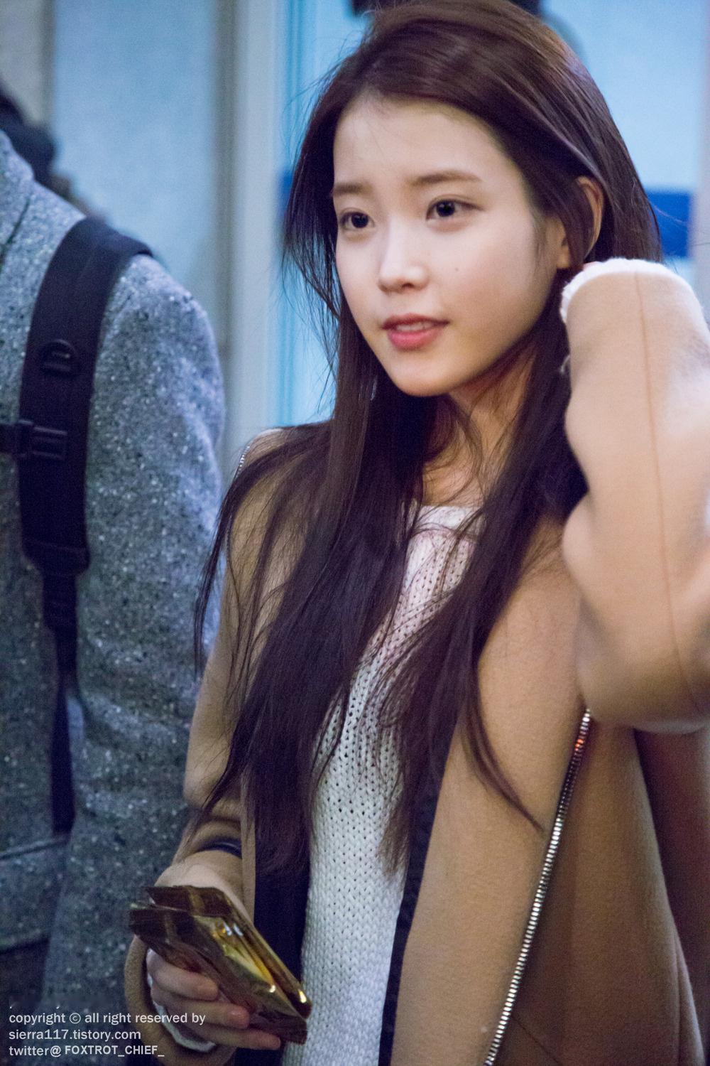 IU  🌸IU李知恩aaa2025年度演员大赏 2015年时光机🐥15122