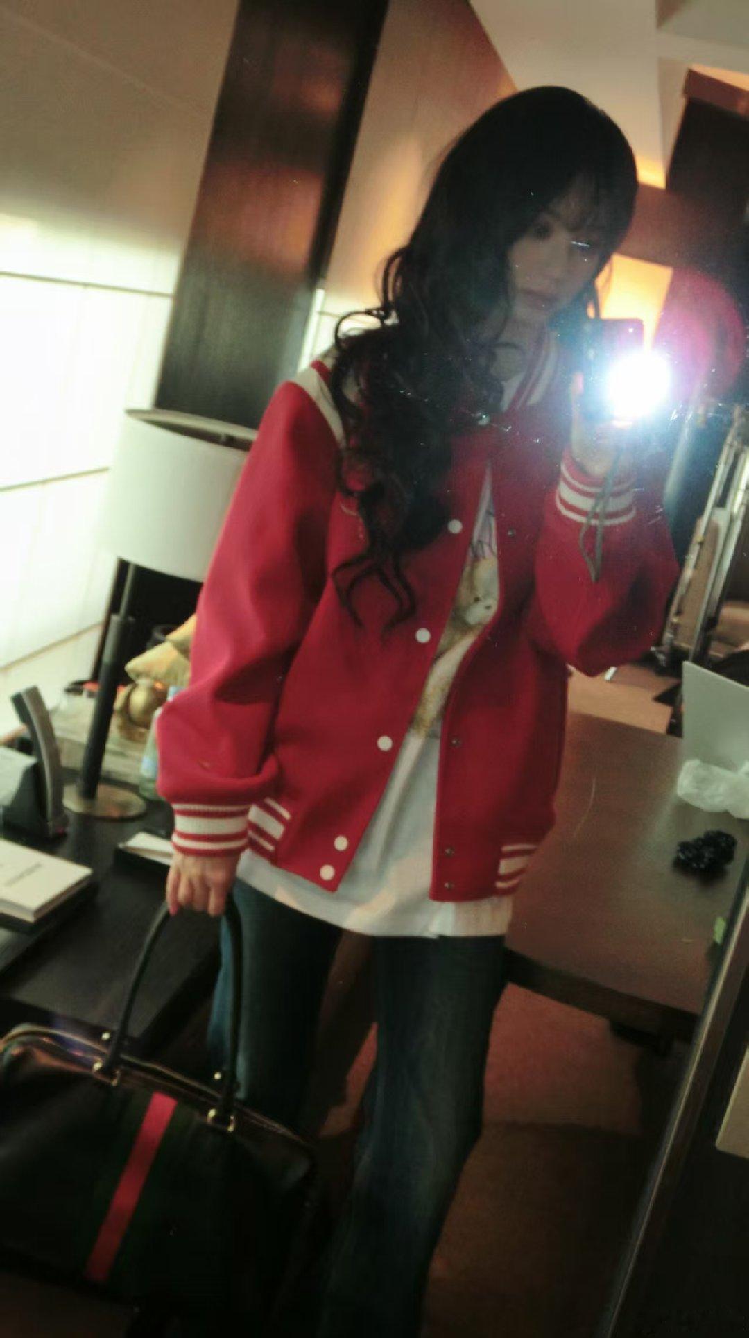 田曦薇情人节plog田曦薇春晚后台照 田曦薇情人节plog来啦 