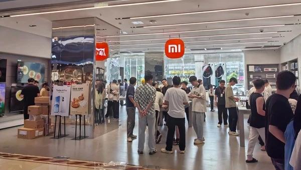 8月2日，小米商城在售多款热门机型迎来价格上调，受全球存储芯片价格持续暴涨影响，