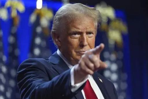 特朗普6月投资账户出现1051笔证券交易，超过550笔买入、450笔卖出，这个数