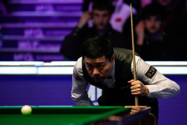 特鲁姆普赢了！今天凌晨的斯诺克英锦赛正赛第一轮，他3比0落后，最后竟然6比3逆转