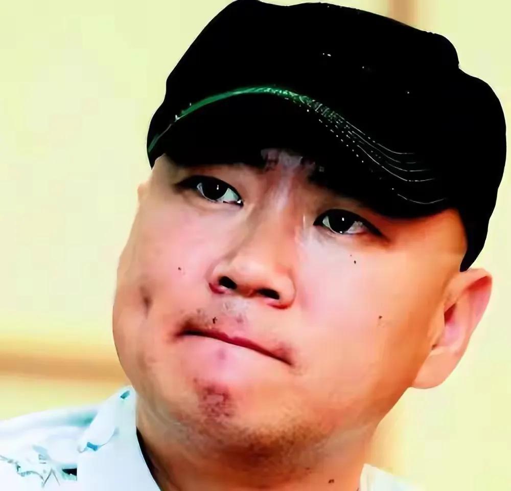 59岁郭冬临无儿无女，身形消瘦、脸颊凹陷，住在北京老房子里面
59岁郭冬临无儿无