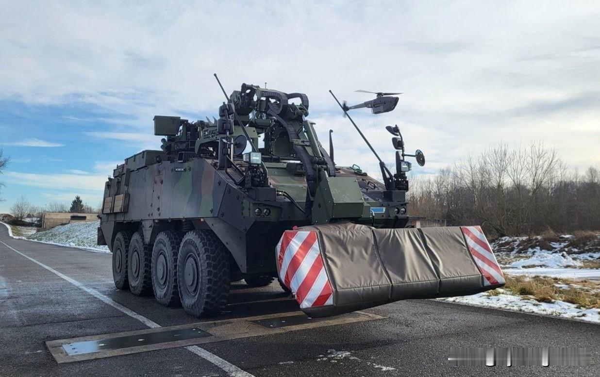 🇨🇭瑞士为“食人鱼”8x8装甲车采购纳米无人机

瑞士已正式批准为“食人鱼”