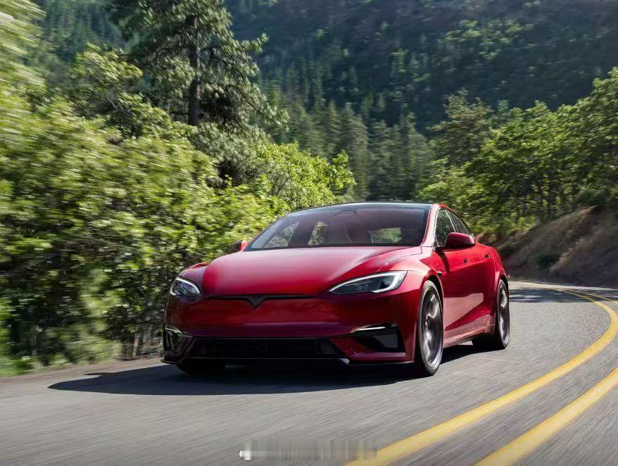 重磅消息！马斯克已确认，一代经典 Model S 和 Model X 即将落幕。