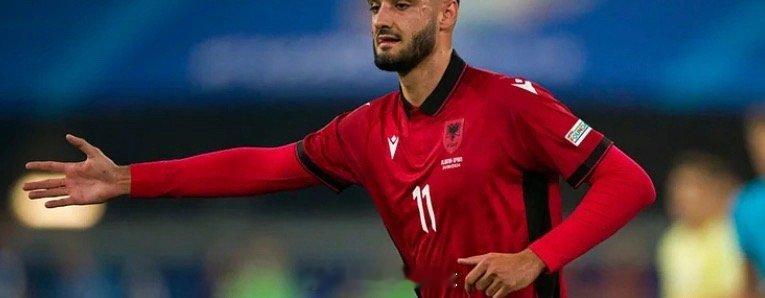 搬运足球情报，给足球爱好者们提供帮助阿尔巴尼亚VS英格兰1上场比赛情绪激动的前锋