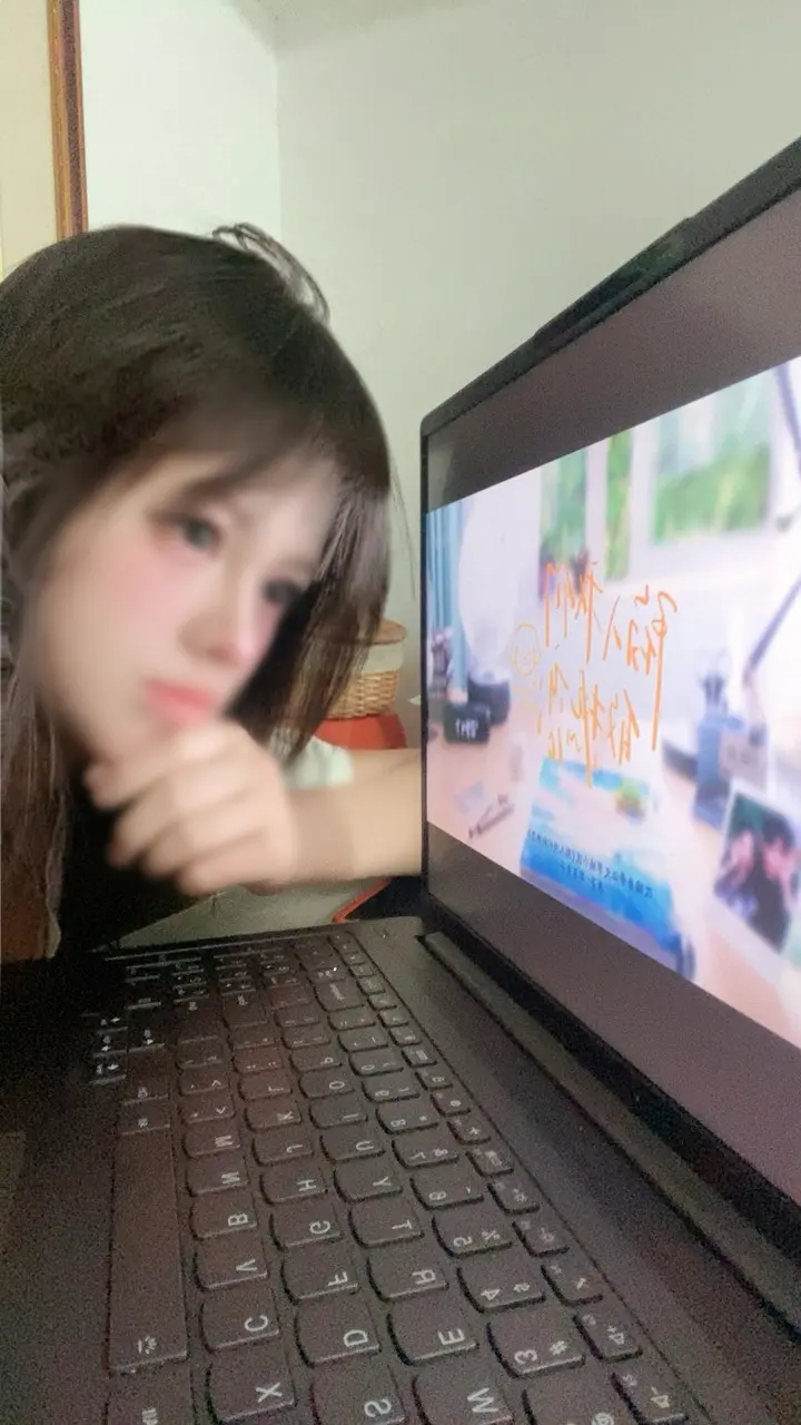 只要庆宜的雨还在下，小狗还在摇尾巴，就有人永远爱你