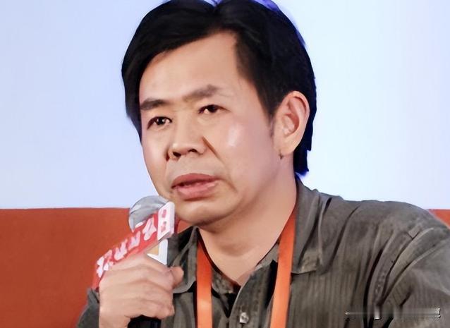 现在的外敌越来越不怕中国了？据说著名军事专家戴旭曾经一针见血指出，因为我们忘了毛