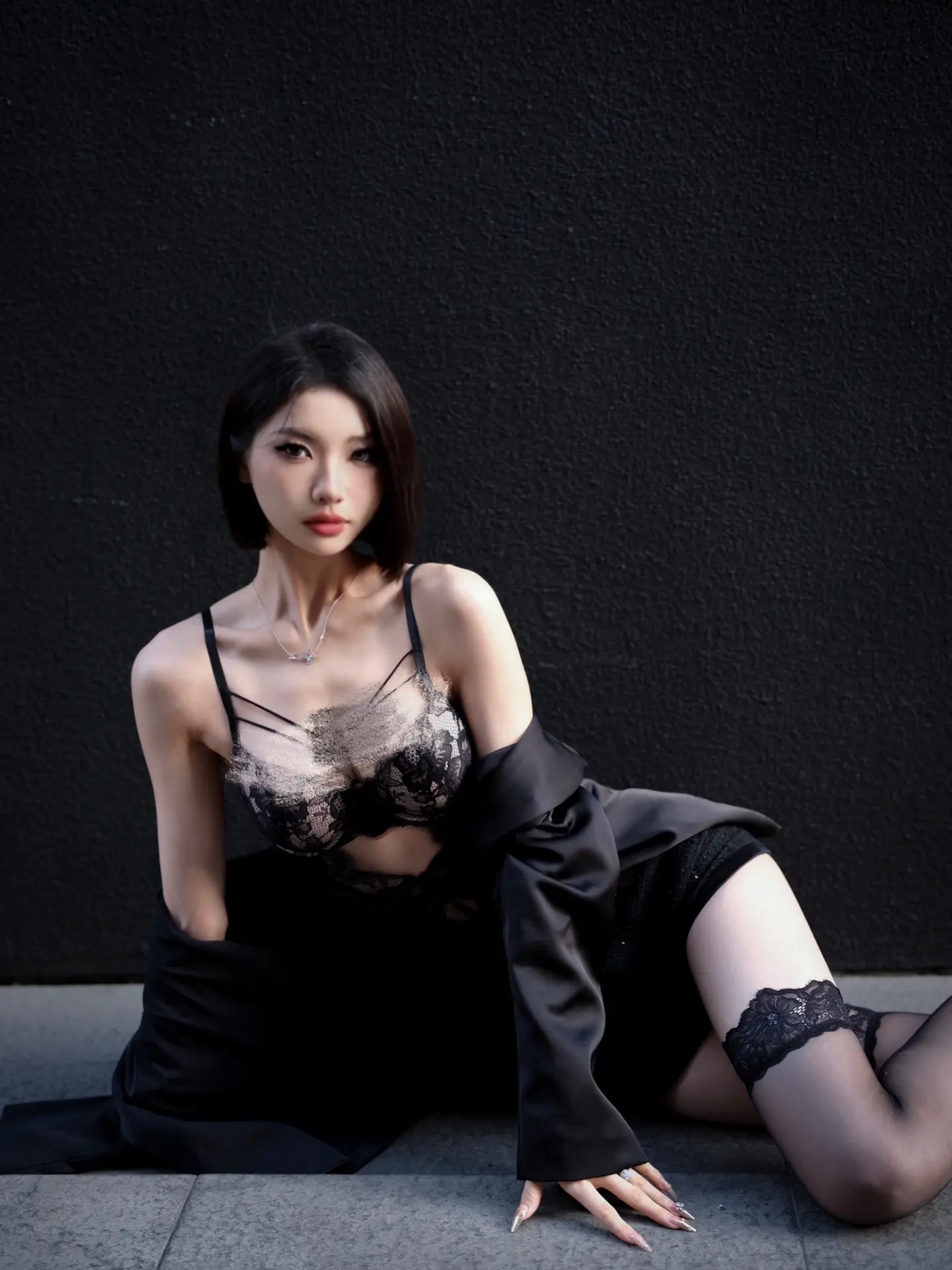 对视吧 眼睛很难说谎。